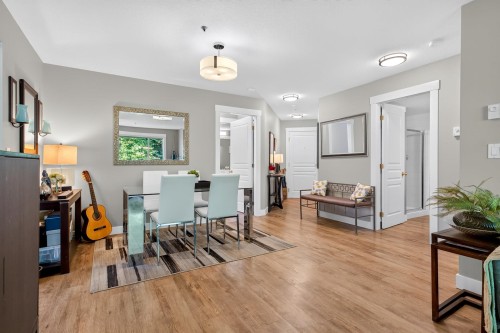 214-1242 Town Centre Boulevard, Coquitlam, BC 