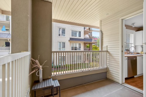 214-1242 Town Centre Boulevard, Coquitlam, BC 