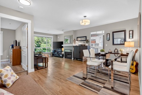 214-1242 Town Centre Boulevard, Coquitlam, BC 