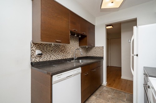 106-235 13Th Street E, North Vancouver, BC 