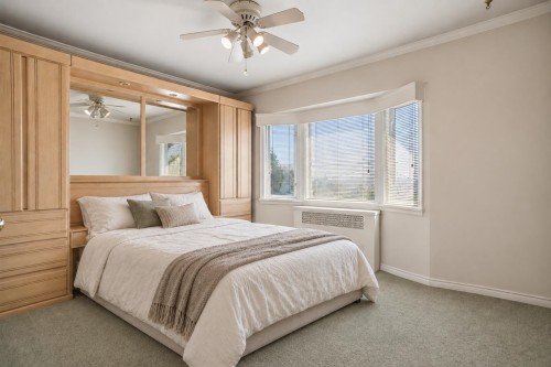 657 Keith Road E, North Vancouver, BC 