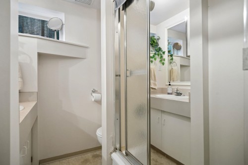 657 Keith Road E, North Vancouver, BC 