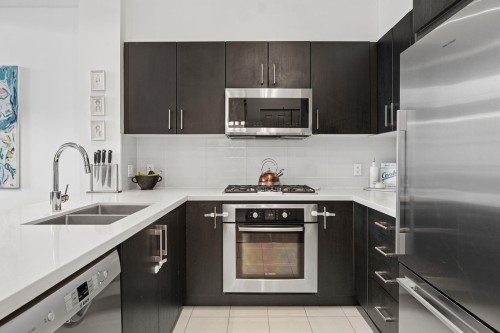 412-3163 Riverwalk Avenue, Vancouver, BC 