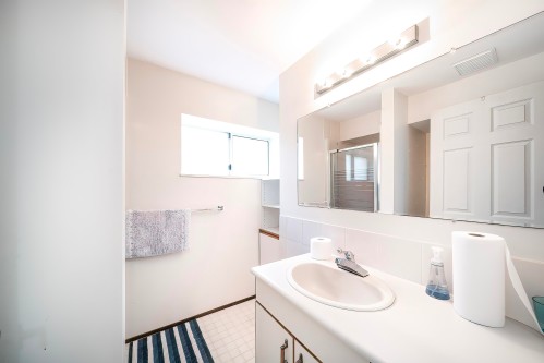 4837 8A Avenue, Delta, BC 