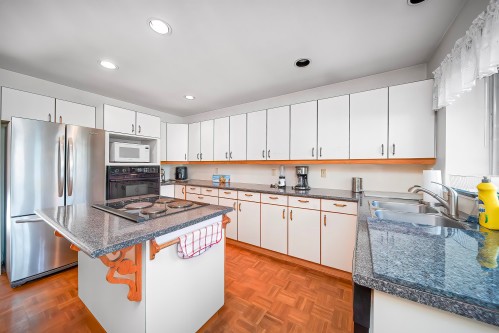 4837 8A Avenue, Delta, BC 