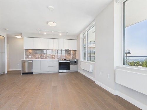 1301-8761 University Crescent, Burnaby, BC 