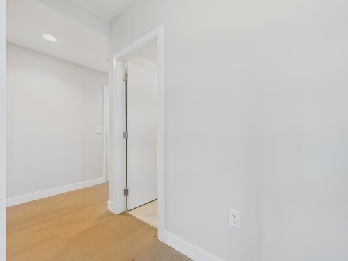1301-8761 University Crescent, Burnaby, BC 