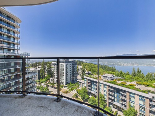 1301-8761 University Crescent, Burnaby, BC 