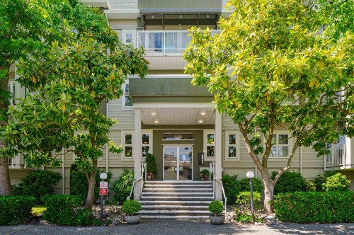 311-4738 53 Street  Delta, BC V4K 2Z1