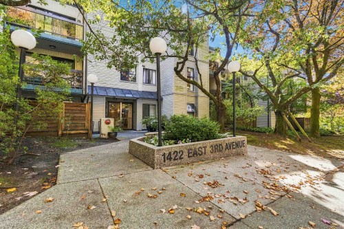 208-1422 3Rd Avenue E, Vancouver, BC 