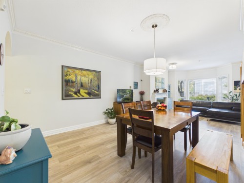 414-5262 Oakmount Crescent, Burnaby, BC 