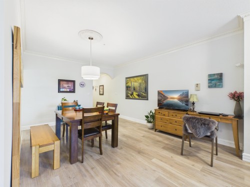 414-5262 Oakmount Crescent, Burnaby, BC 