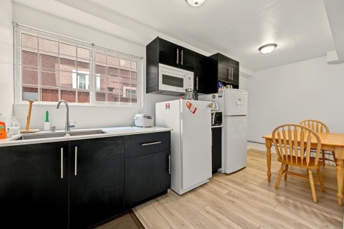 1090 35Th Avenue E, Vancouver, BC 