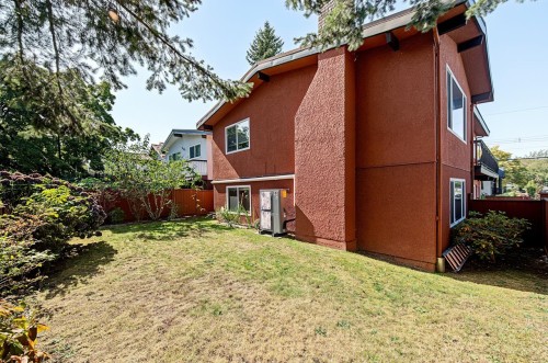 1090 35Th Avenue E, Vancouver, BC 