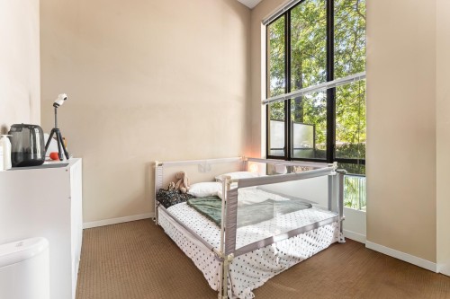 Th6-4182 Dawson Street, Burnaby, BC 