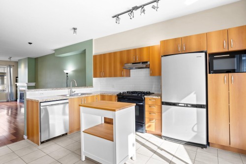 87-9088 Halston Court, Burnaby, BC 
