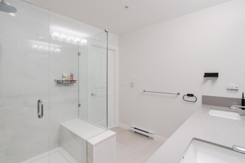 416-6438 Byrnepark Drive, Burnaby, BC 