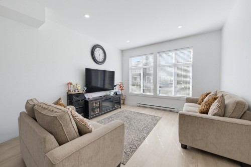 72-24108 104 Avenue, Maple Ridge, BC 