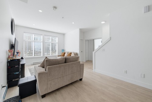 72-24108 104 Avenue, Maple Ridge, BC 