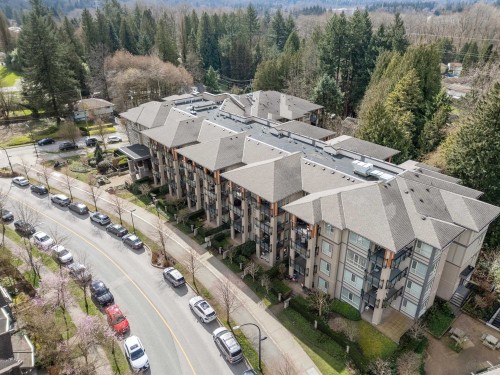 209-3399 Noel Drive, Burnaby, BC 