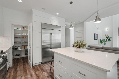 1722 Paddock Drive, Coquitlam, BC 
