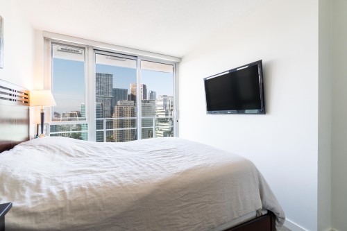 3301-233 Robson Street, Vancouver, BC 