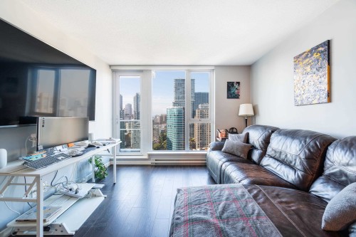 3301-233 Robson Street, Vancouver, BC 