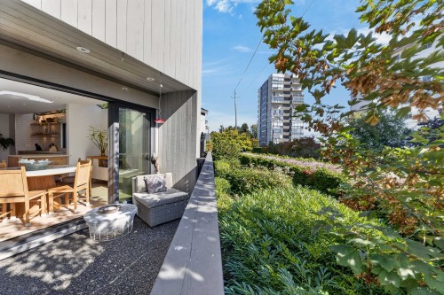 1880 Bellevue Avenue, West Vancouver, BC 