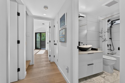 1880 Bellevue Avenue, West Vancouver, BC 