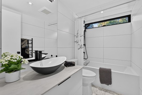 1880 Bellevue Avenue, West Vancouver, BC 