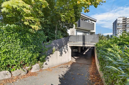 1880 Bellevue Avenue, West Vancouver, BC 