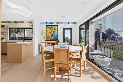 1880 Bellevue Avenue, West Vancouver, BC 