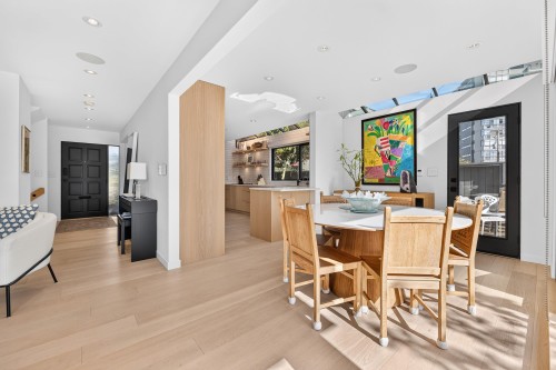 1880 Bellevue Avenue, West Vancouver, BC 