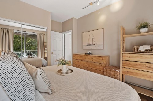 307-3600 Windcrest Drive, North Vancouver, BC 