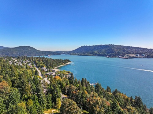 307-3600 Windcrest Drive, North Vancouver, BC 