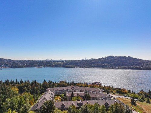 307-3600 Windcrest Drive, North Vancouver, BC 