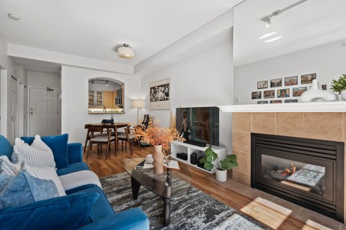 307-3600 Windcrest Drive, North Vancouver, BC 