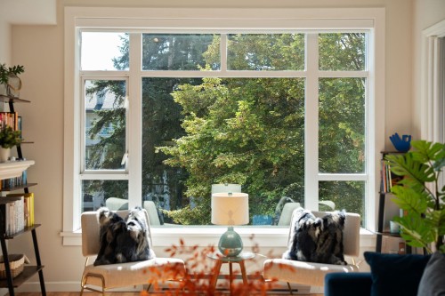 307-3600 Windcrest Drive, North Vancouver, BC 
