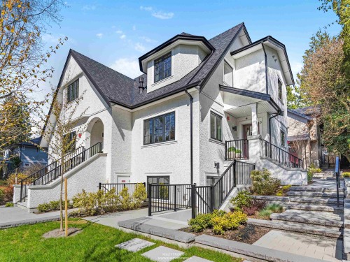 3-4088 Maple Crescent, Vancouver, BC 
