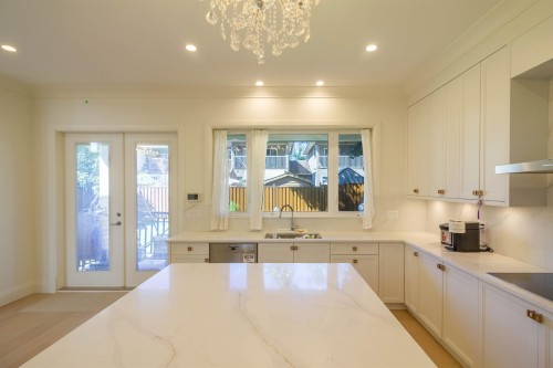 3907 Hertford Street, Burnaby, BC 