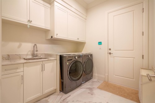 3907 Hertford Street, Burnaby, BC 