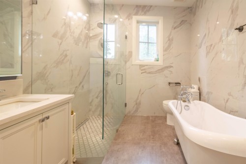3907 Hertford Street, Burnaby, BC 