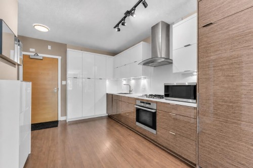 216-1777 7Th Avenue W, Vancouver, BC 