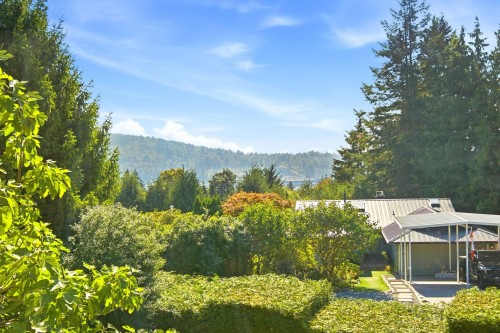 4148 Fairway Place, North Vancouver, BC 