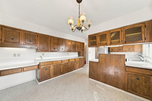 4148 Fairway Place, North Vancouver, BC 