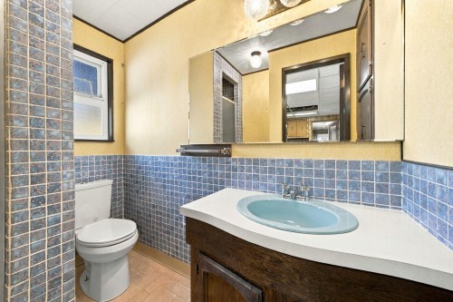 4148 Fairway Place, North Vancouver, BC 