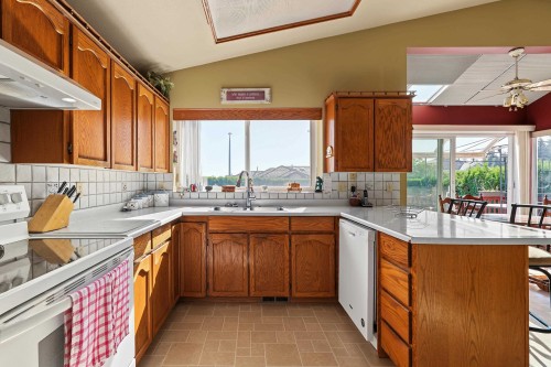 2740 Westlake Drive, Coquitlam, BC 