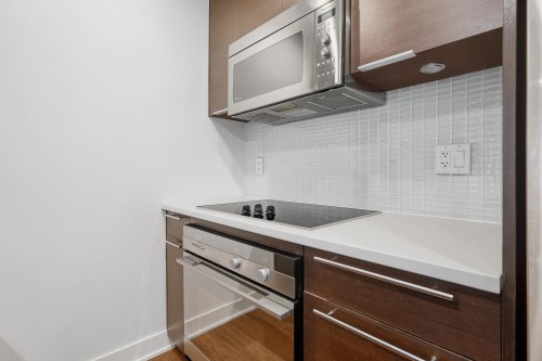 203-2481 Waterloo Street, Vancouver, BC 