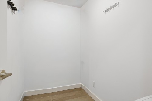 203-2481 Waterloo Street, Vancouver, BC 