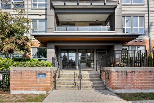 216-607 Cottonwood Avenue, Coquitlam, BC 